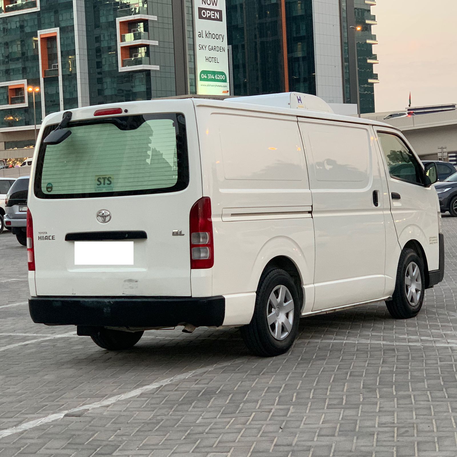 Affordable Refrigerated Van For Rent in Dubai